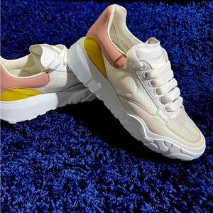 ❌SOLD❌AUTHENTIC 🔥 Alexander McQueen women's leather/mesh sneakers EU 37 US 6.5